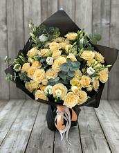 Букет цветов из:  Розы и Лизиантусы #REPLACE_PRED# Северном