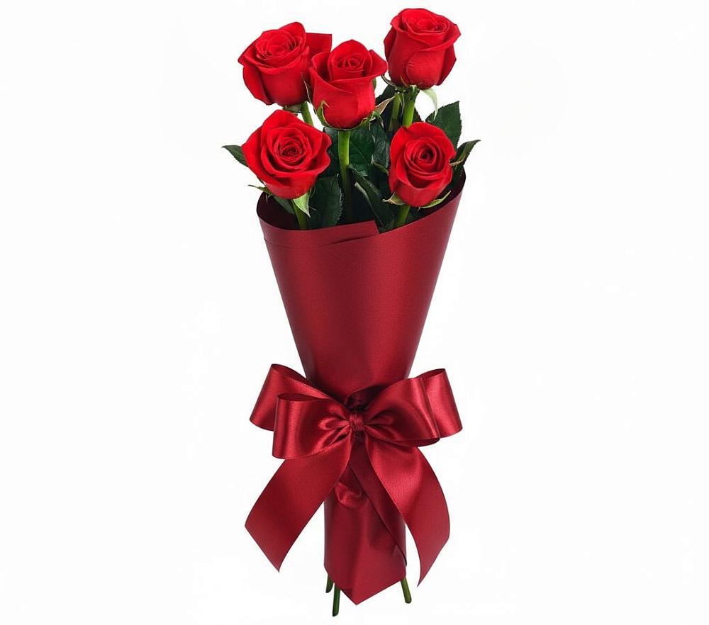 Букет 5 Красных роз Эдлесс Лав в Северном