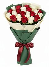 Букет Микс из красных и белых роз #REPLACE_PRED# Северном