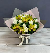 Букет цветов из:  Орхидеи и Розы #REPLACE_PRED# Северном