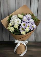 Букет цветов из:  Хризантемы и Розы в Северном