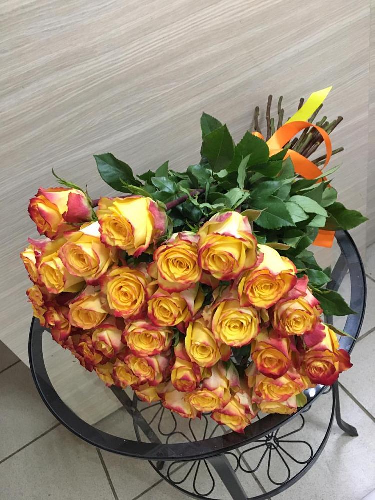 Букет Желтые розы в Северном