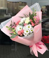 Букет цветов из:  Розы, Лизиантусы и Хризантемы в Северном