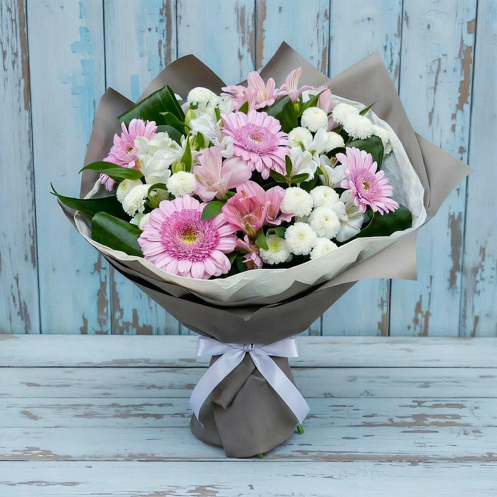 Букет цветов из: Герберы, Альстромерии и Хризантемы в Северном