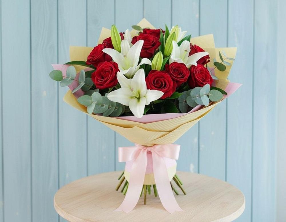 Букет цветов из: Лилии и Розы в Северном